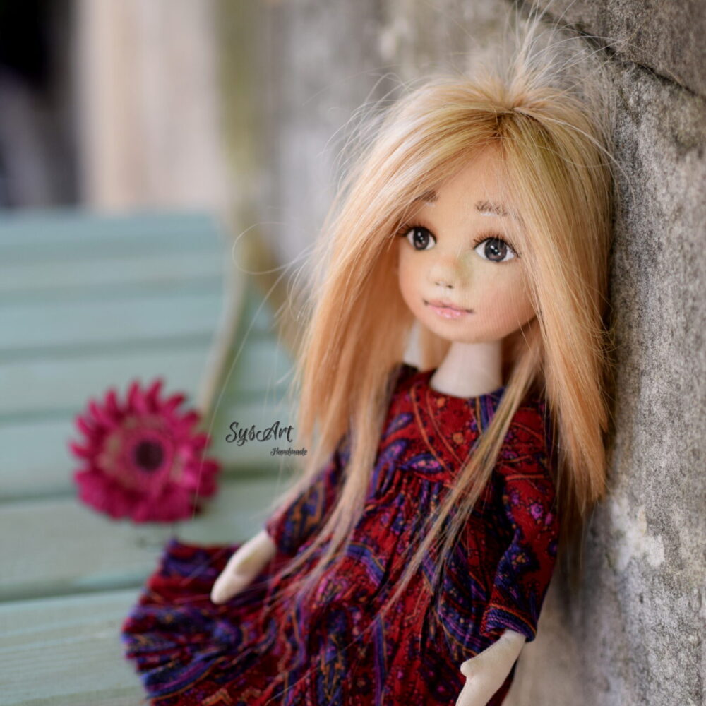 Стела - Кукла Ръчна Изработка